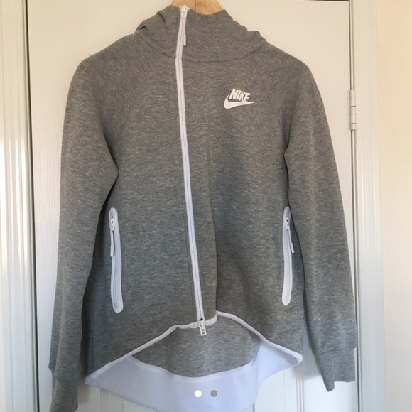 Nike Zip-up Sweater - Picture 1 of 2